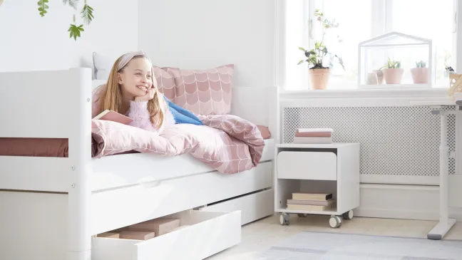 FLEXA White Einzelbett 90x200cm mit Gästebett u. zwei Schubladen weiß