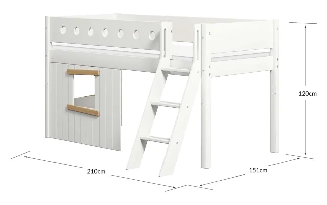 FLEXA White halbhohes Bett mit Schrägleiter und Baumhaus Panelen weiß/Eiche