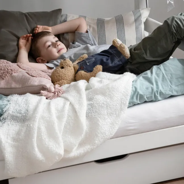 Hoppekids ECO Luxury Etagenbett hoch 90x200cm mit Rollrost und gerader Leiter weiß