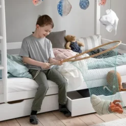 Hoppekids ECO Luxury Etagenbett hoch 90x200cm mit Rollrost und gerader Leiter weiß