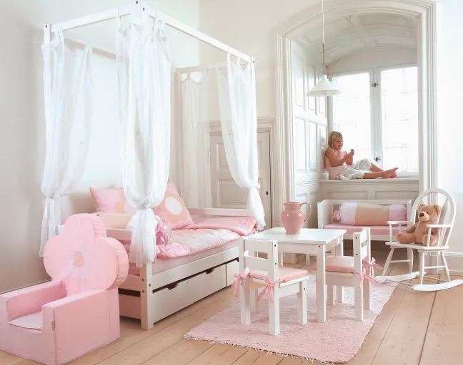 Hoppekids Mads Kindertisch weiß