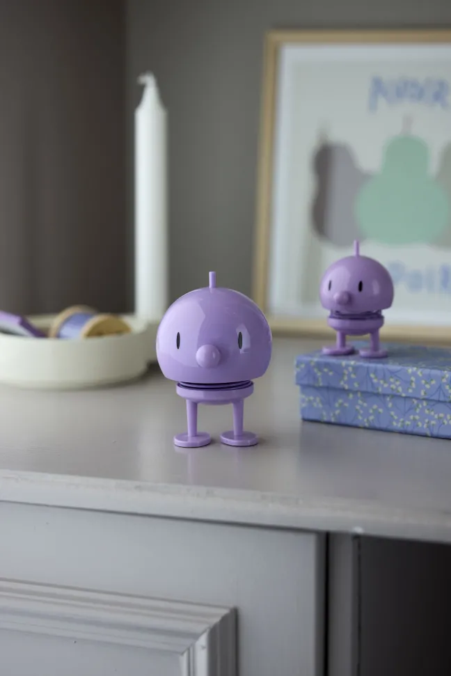 Hoptimist® Wackelfigur Bumble M lila