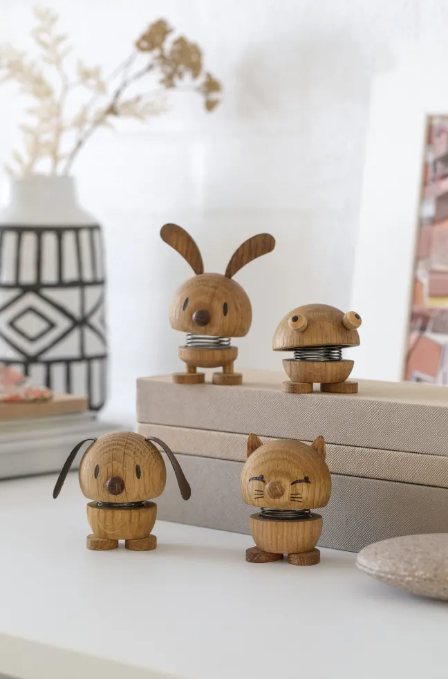 Hoptimist® Wackelfigur Hase Eiche braun