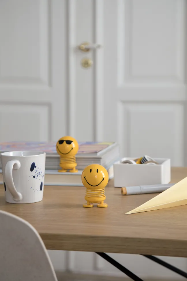 Hoptimist® Wackelfigur Smiley Cool S gelb