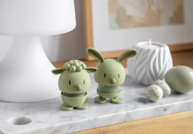 Hoptimist® Wackelfigur Soft Hase S grün