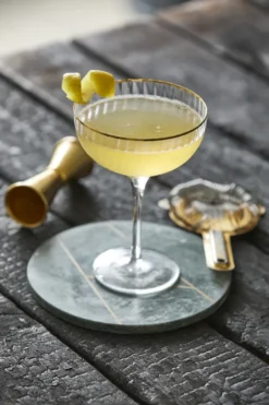 Lyngby Glas Cocktailglas Palermo Gold 31,5cl 4 Stück