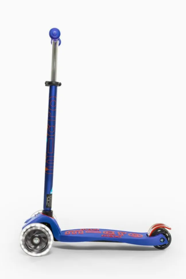 Micro Scooter maxi micro Deluxe LED blue