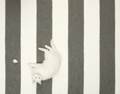 Pappelina Teppich Bob Charcoal Linen 70 x 300 cm BO9A730