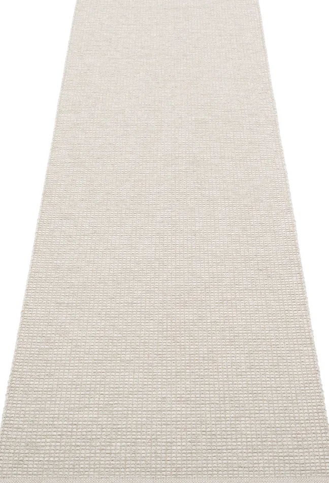 Pappelina Teppich Emm Fossil Grey/Stone Metallic 70 x 240 cm EMM9B724