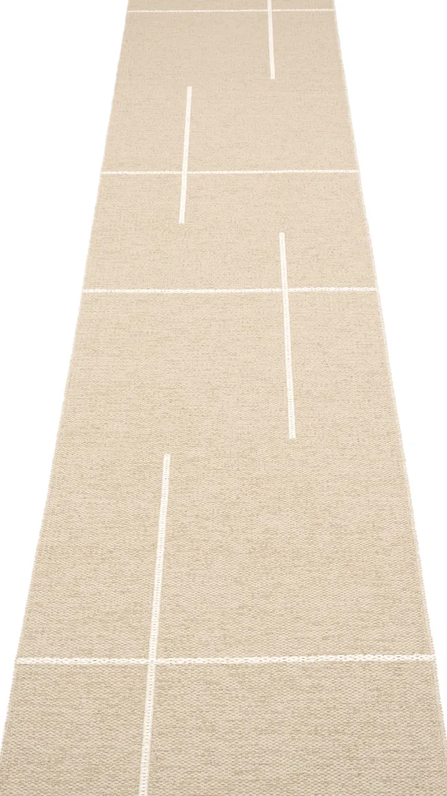 Pappelina Teppich Fred Beige Vanilla 70 x 360 cm FR6E736