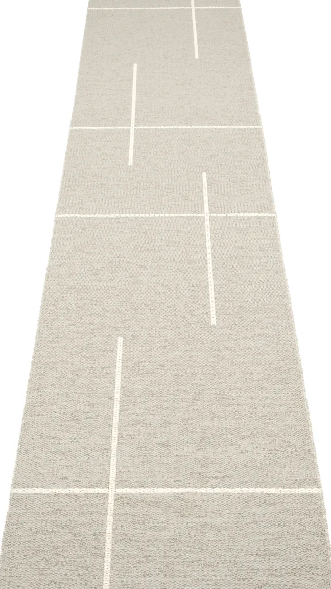 Pappelina Teppich Fred Linen Vanilla 70 x 360 cm FR9F736