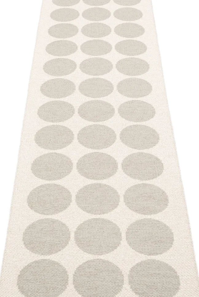 Pappelina Teppich Hugo Linen Vanilla 70 x 400 cm HU9F740