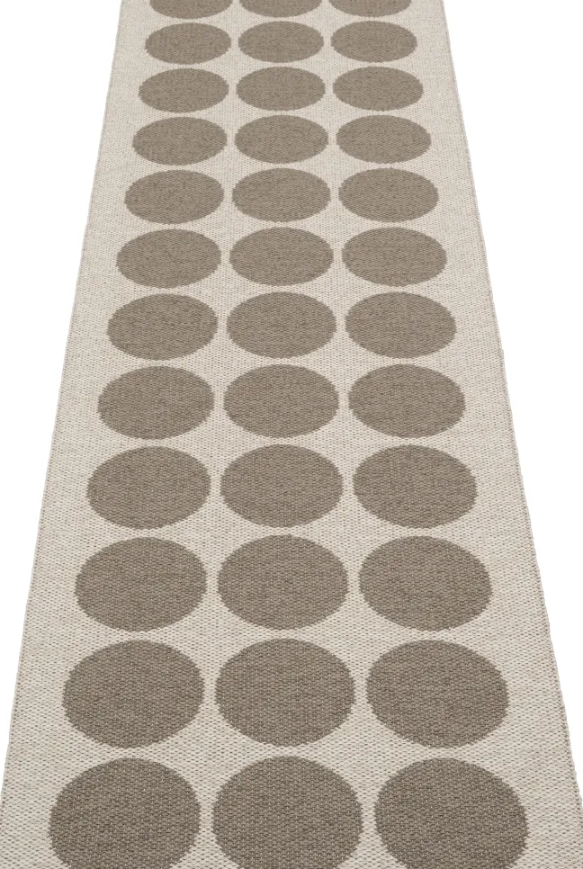 Pappelina Teppich Hugo Walnut Linen 70 x 240 cm HU6K724