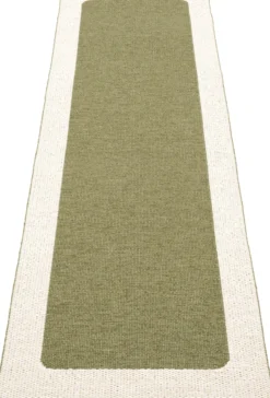 Pappelina Teppich Ilda Pine Vanilla 70 x 240 cm IL1N724