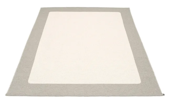 Pappelina Teppich Ilda Warm Grey Vanilla 180 x 260 cm IL9D1826