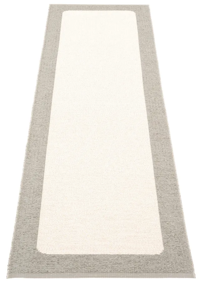 Pappelina Teppich Ilda Warm Grey Vanilla 70 x 240 cm IL9D724