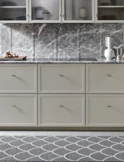 Pappelina Teppich Kotte Charcoal/Warm Grey 70 x 50 cm KE9A705