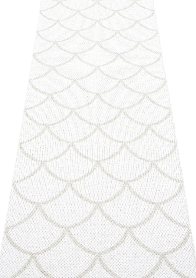 Pappelina Teppich Kotte Fossil Grey/White 70 x 225 cm KE9B722