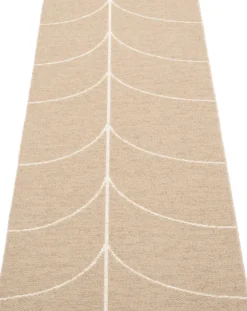 Pappelina Teppich LEIF Light Nougat 70 x 180cm LE6H718