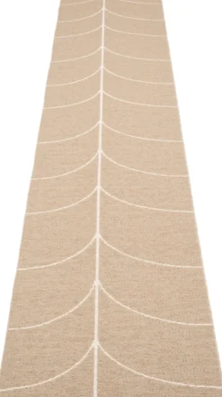 Pappelina Teppich LEIF Light Nougat 70 x 360cm LE6H736