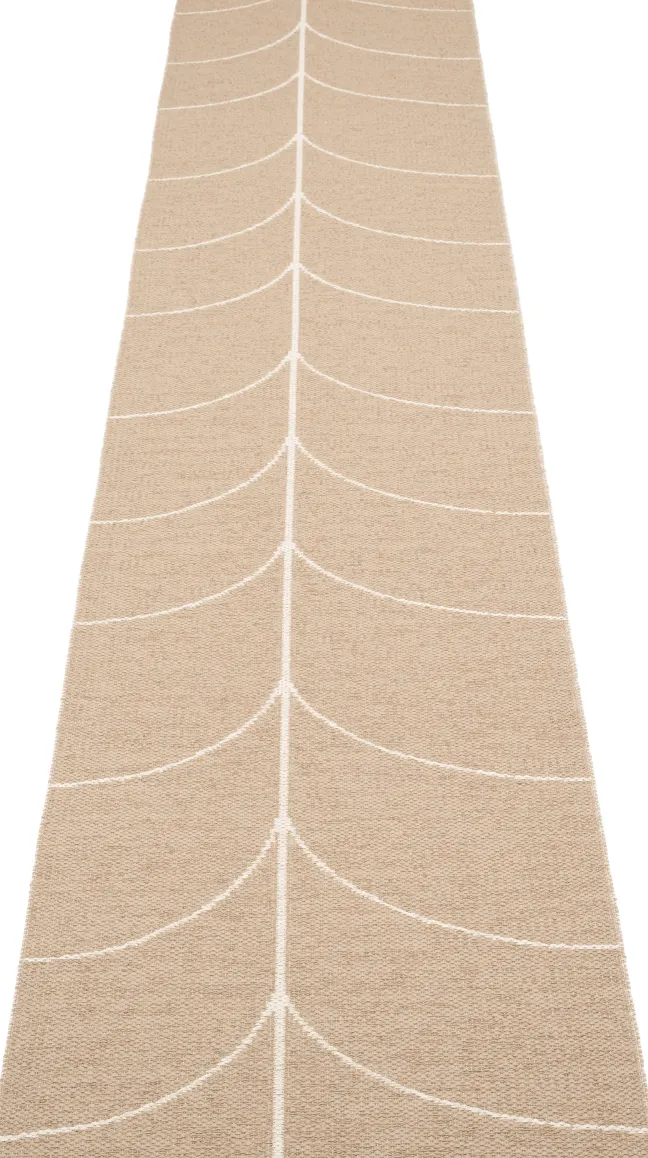 Pappelina Teppich LEIF Light Nougat 70 x 360cm LE6H736