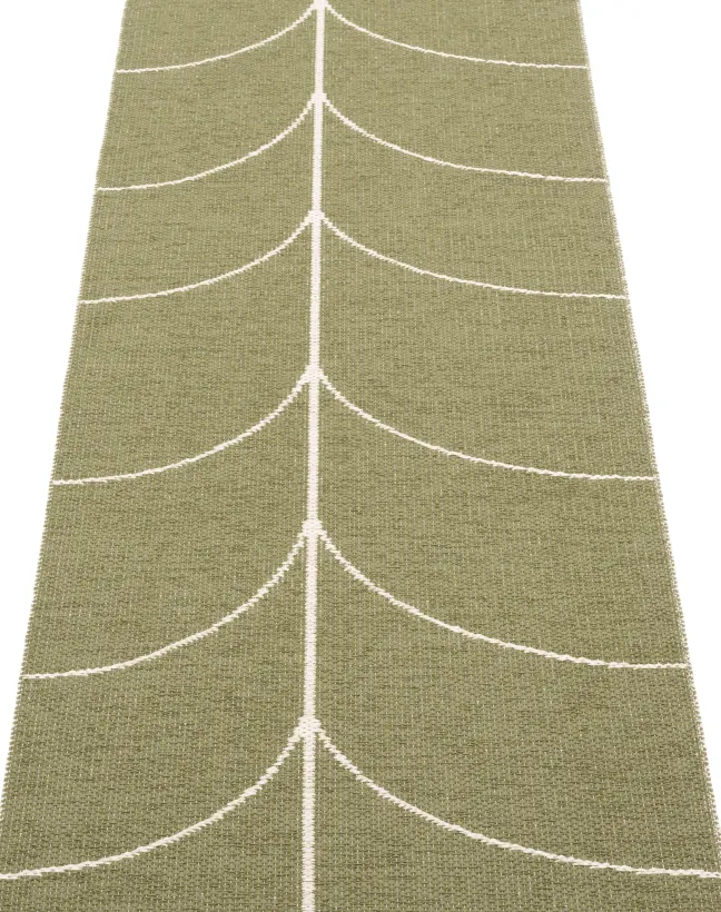Pappelina Teppich LEIF Pine 70 x 180cm LE1N718