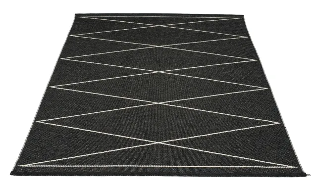 Pappelina Teppich Max Black/Vanilla 180 x 260 cm MXX1826