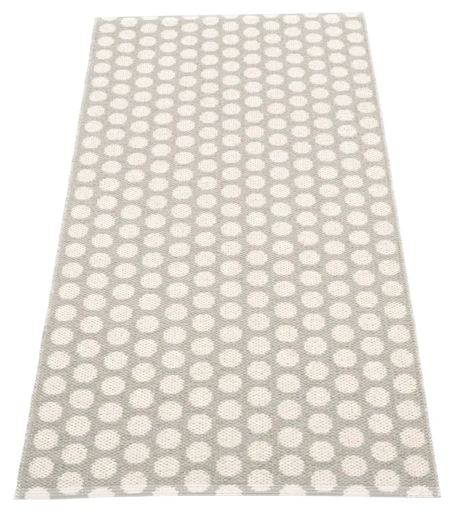 Pappelina Teppich Noa Warm Grey Vanilla Grey stripe 70 x 150cm NO9DD715