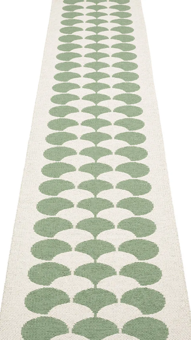 Pappelina Teppich POPPY Oregano 70 x 350 cm PY21O735