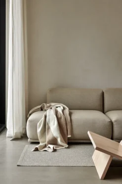 Pappelina Teppich Sam Dark Linen/Linen 70 x 225 cm SAM9G722