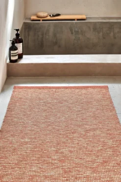 Pappelina Teppich Sam Pale Orange/Cream 70 x 90 cm SAM4A709