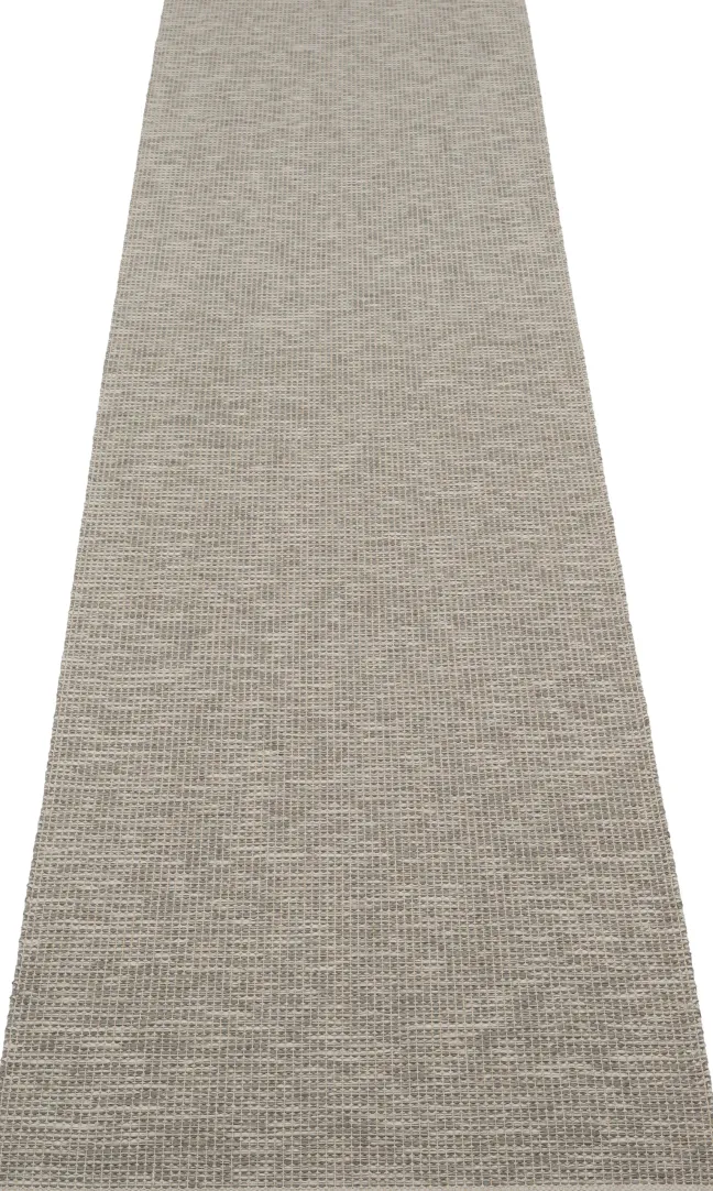 Pappelina Teppich Sam Warm Grey/Charcoal 70 x 300 cm SAM9D730
