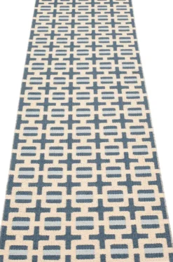 Pappelina Teppich TOM Ocean Blue 70 x 240 cm TOM3F724