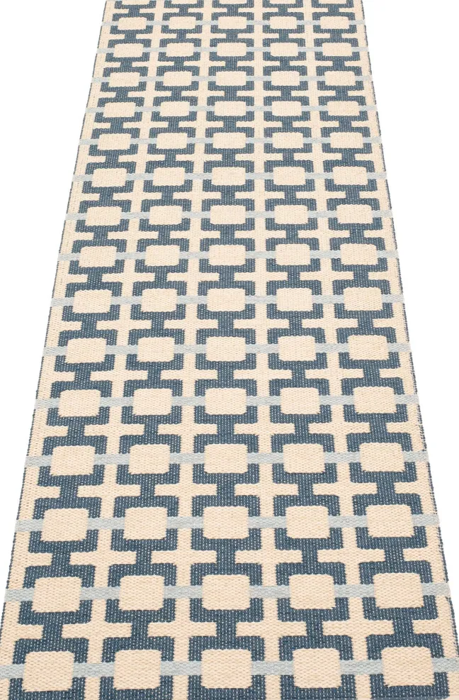 Pappelina Teppich TOM Ocean Blue 70 x 240 cm TOM3F724