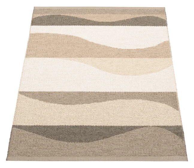Pappelina Teppich Urvi Earth 70 x 100 cm UR6J710