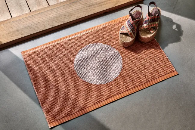 Pappelina Teppich VERA POP Pale Orange 70 x 360 cm VP4A736