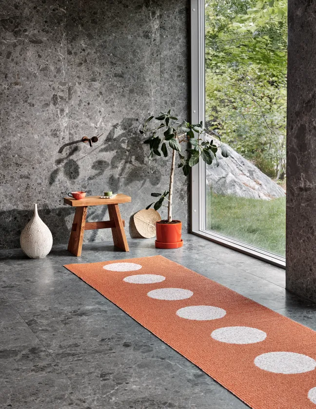 Pappelina Teppich VERA POP Pale Orange 70 x 280 cm VP4A728