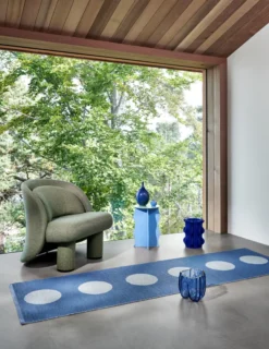 Pappelina Teppich VERA POP River Blue 70 x 360 cm VP3R736