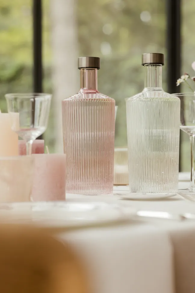 Paveau White Haven Geschenkset Flasche + 2 Gläser Sale