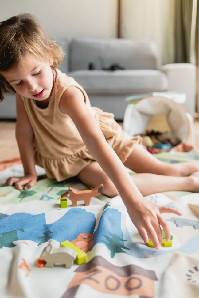 Play&Go Soo Spielmatte Ø140cm mit Stauraum Eimer zoo