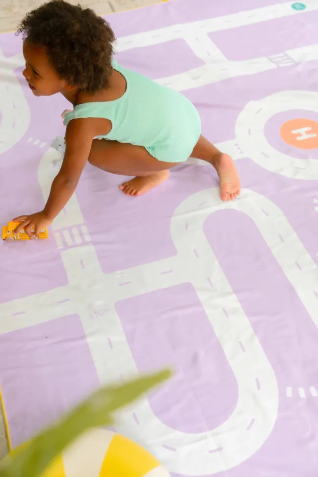 Quut Spieltuch M (140 x 70cm) Road Lavender