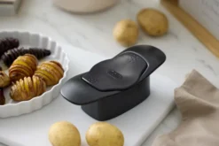 Rosti Hasselback-Schneider Classic Schwarz