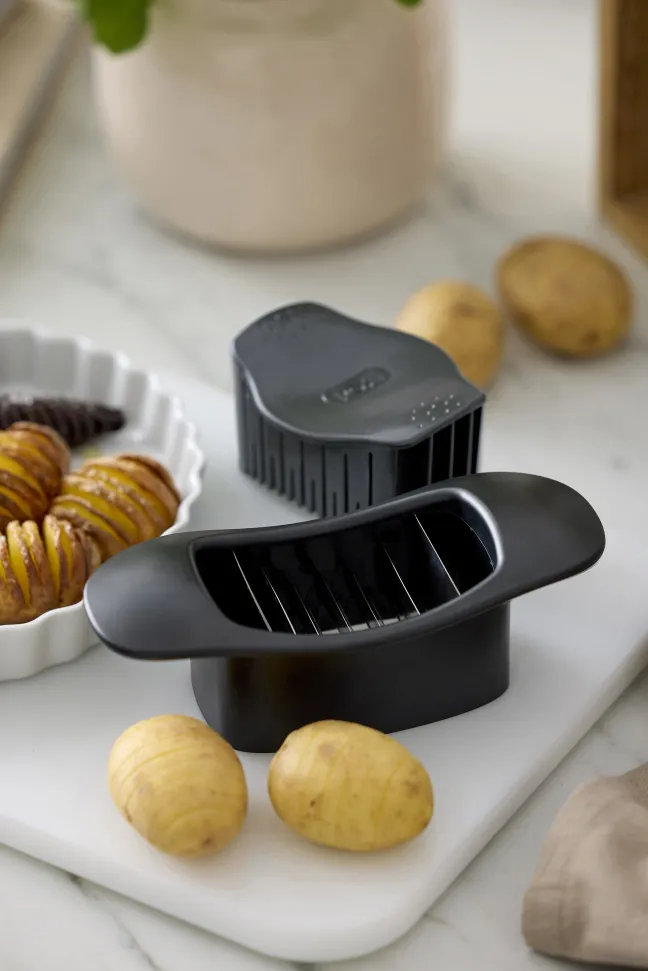 Rosti Hasselback-Schneider Classic Schwarz
