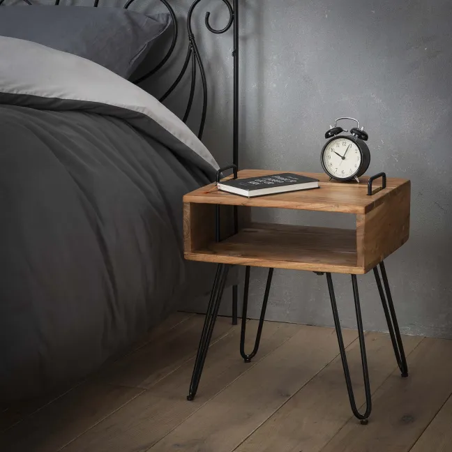 Rubjerg Design Nachttisch Quadro Akazie massiv natur
