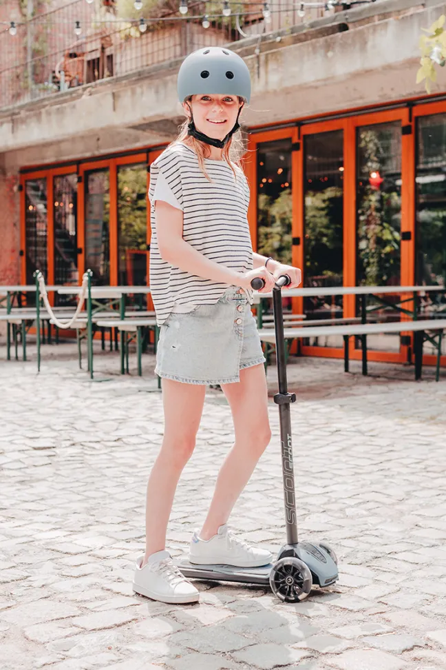 Scoot & Ride Highwaykick 5 LED steel