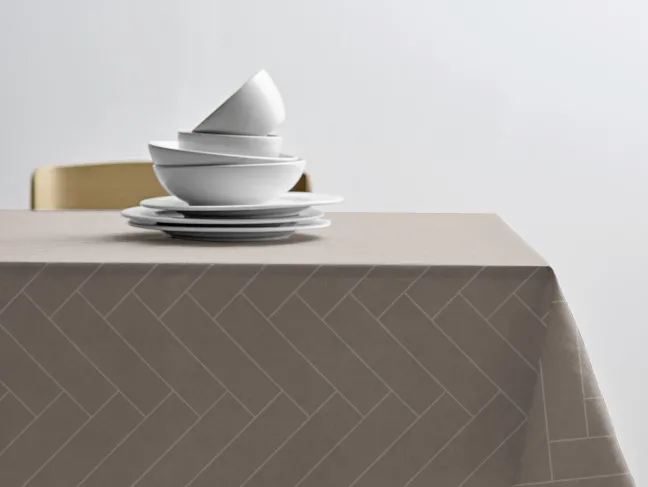 Södahl Tischtuch 140x320cm Tiles Damask grau
