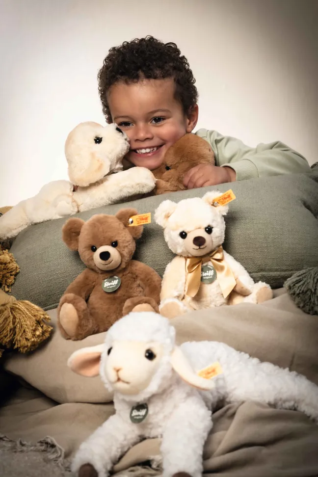 Steiff Teddies for tomorrow Lenny Labrador 23cm