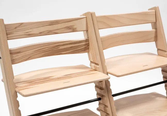 STOKKE® Mega Set Tripp Trapp® Buche Wild Wood natur + Babyset² natur + Tray Tisch weiß