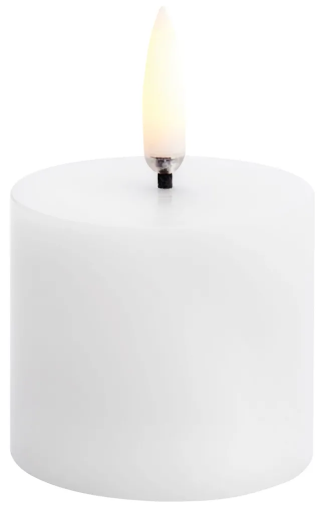 UYUNI LED Kerze Smooth 5x4,5 cm Nordic White