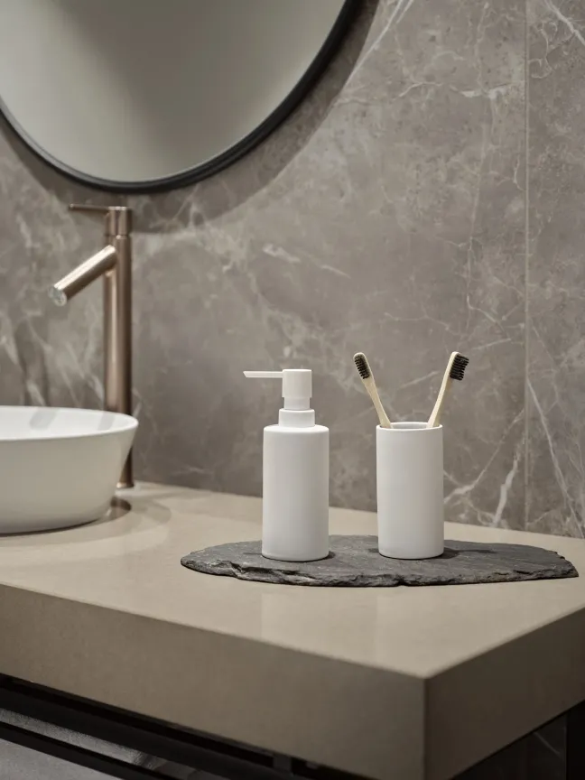 ZONE Denmark Seifenspender Solo White
